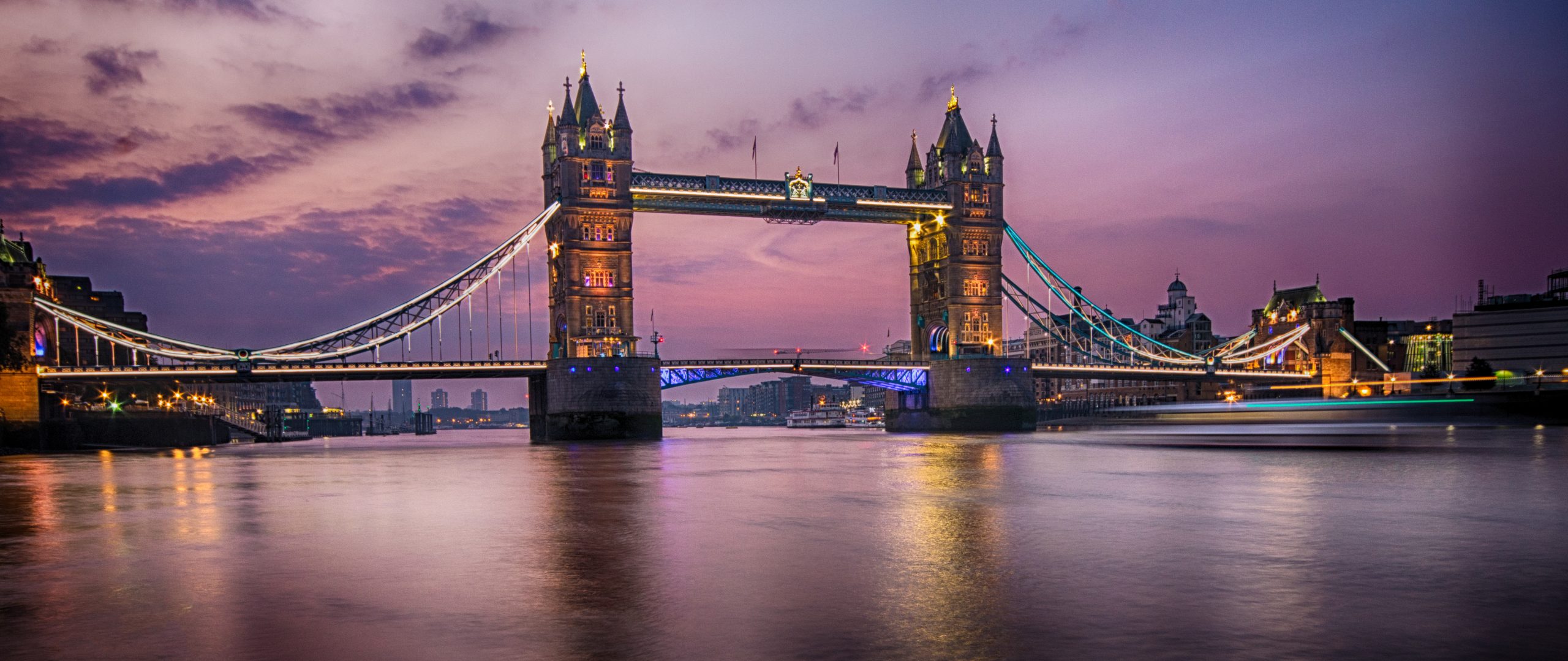 Tower_Bridge_dawn